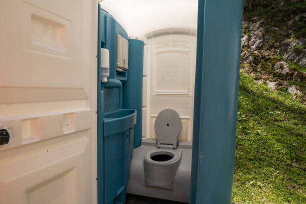 Portable Toilet Options We Offer in Rosebud, TX